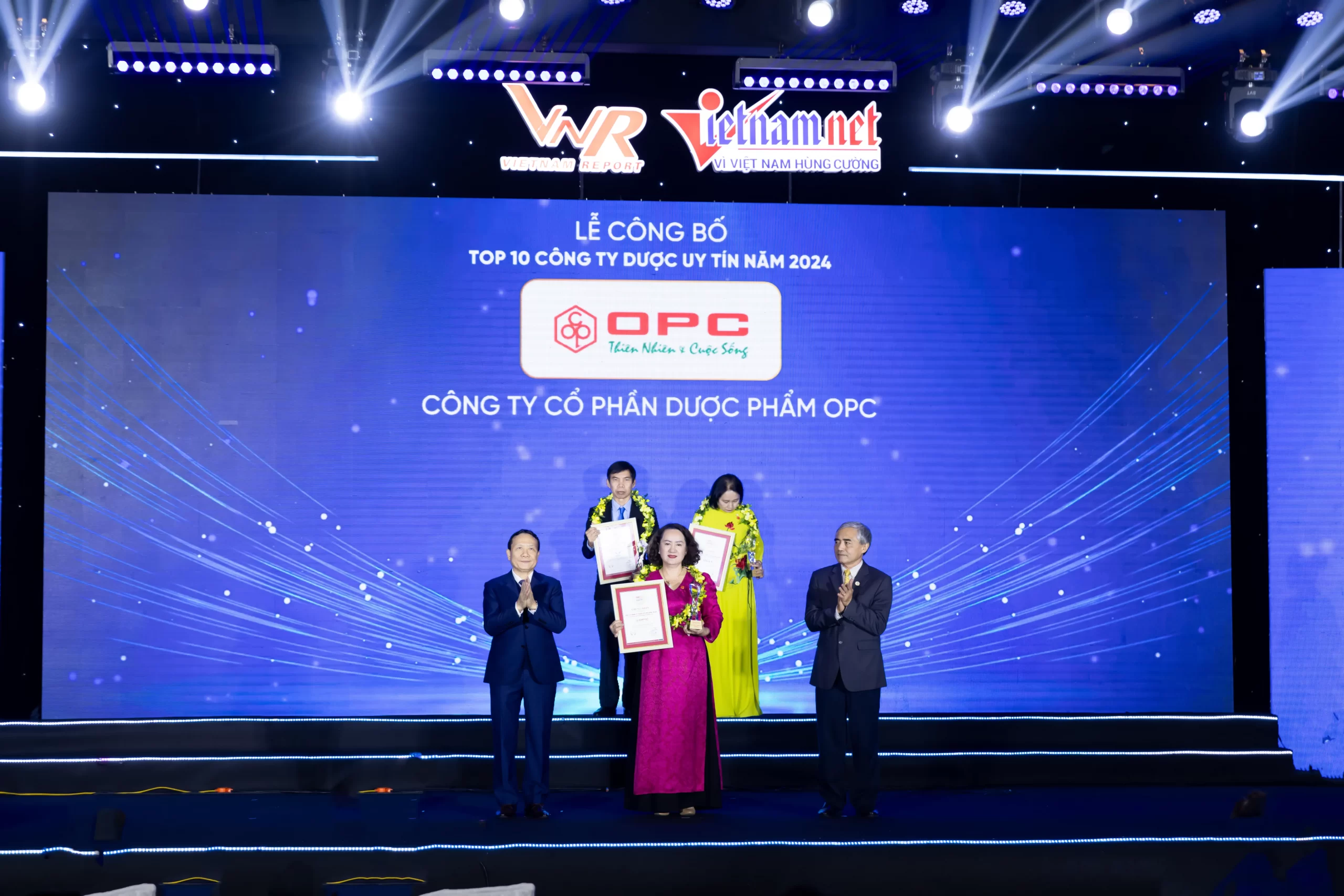 opc nhận top 10 công ty uy tín ngành dược