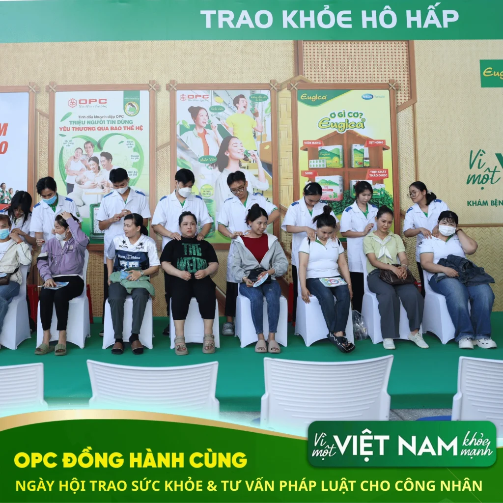 Ngày hội Trao sức khỏe & Tư vấn pháp luật cho Công nhân - Vì một Việt Nam khỏe mạnh”